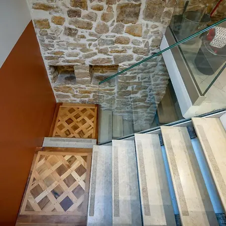 Le Troisieme Apartament Panossas