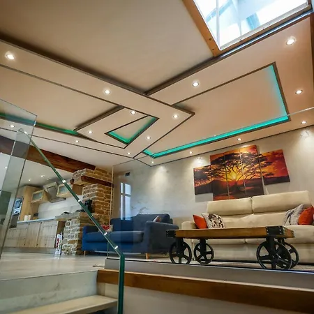 Le Troisieme Apartament *