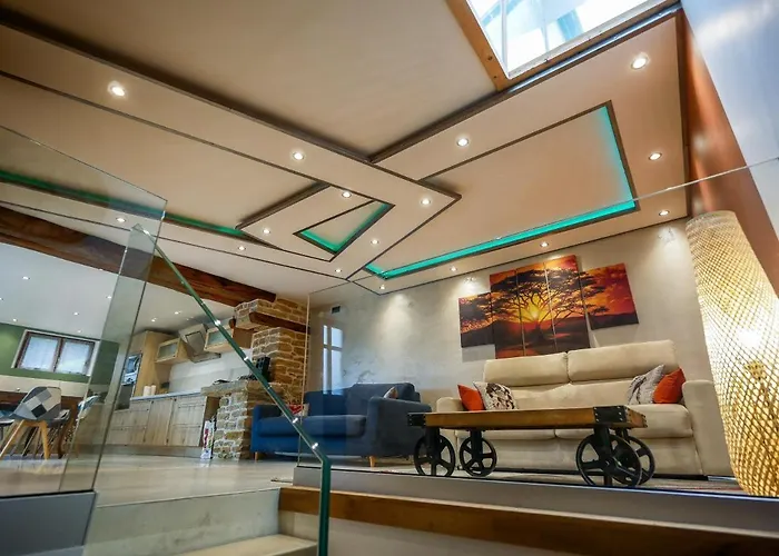 Le Troisieme Apartament *